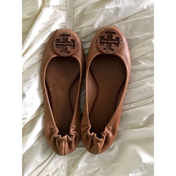Tory Burch Shoes - Tory Burch Reva Leather Flats